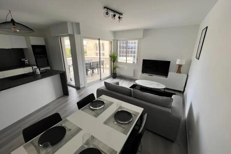 Hyper-center With Parking Appartamento Biarritz