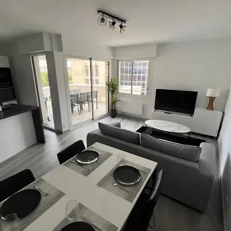 Apartment Hyper-Center Biarritz With Parking Exterior photo