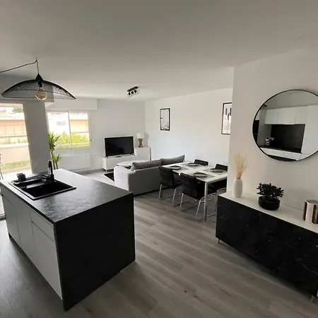 Apartment Hyper-Center Biarritz With Parking Exterior photo